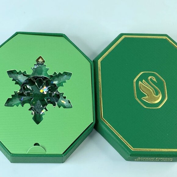 Swarovski Annual Edition Ornament 2024 New in box S252 - Picture 2 of 7